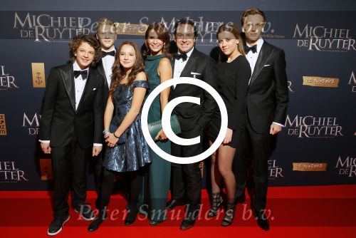 Amsterdam 26 januari 2015
Premiere Michiel de Ruyter film in het scheepvaartmuseum Marco Borsato  Leontine Borsato Luca Borsato Jada Borsato en Senna Borsato 
Jada met vriendje en Luca met vriendinnetje