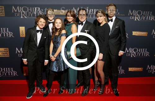 Amsterdam 26 januari 2015
Premiere Michiel de Ruyter film in het scheepvaartmuseum Marco Borsato  Leontine Borsato Luca Borsato Jada Borsato en Senna Borsato 
Jada met vriendje en Luca met vriendinnetje