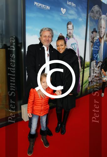 Amsterdam 1 februari 2015
Premiere Jack in theater Amsterdam met  oa Matsen Montsma Georgina Verbaan Jelka v Houten Patrick Stoof Gijs Naber Tygo Gernandt en Plien v Bennekom.
Mark Teurlings metvrouw Yvette en dochter Cleonice