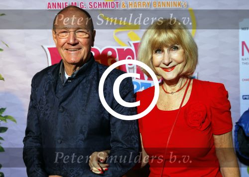 Breda 1 februari 2015
Premiere Heerlijk duurt het langst in het chasse theater.
Marnix Kappers en Carla Wildschut