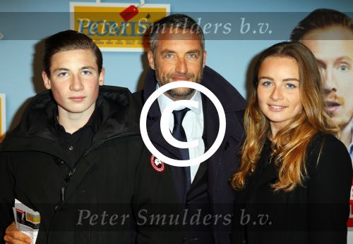 Amsterdam 19 januari 2015
Premiere Homies in Tuschinski. Matthias Scholten met zoon en dochter