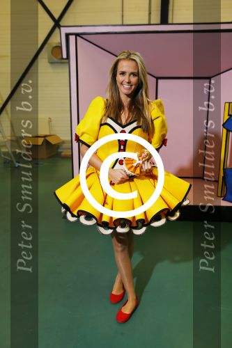 Purmerend 7 februari 2015
Monique Smit zwanger aan het repeteren voor haar nieuwe kindershow.