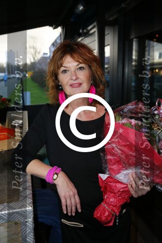 Amsterdam 4 februari 2015  
Boek presentatie van Patty Harpenau. Evert Santegoeds reikt het eerste boek uit.
Patty heeft het samen met Otto Haan gemaakt.