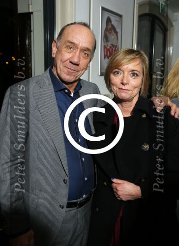 Leiden 27 januari 2015
Premiere De Verleiding van een Moordvrouw in schouwburg van Leiden.
Peter Romer met zijn vrouw