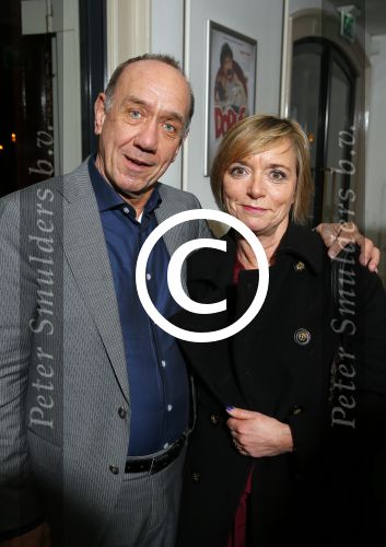 Leiden 27 januari 2015
Premiere De Verleiding van een Moordvrouw in schouwburg van Leiden.
Peter Romer met zijn vrouw