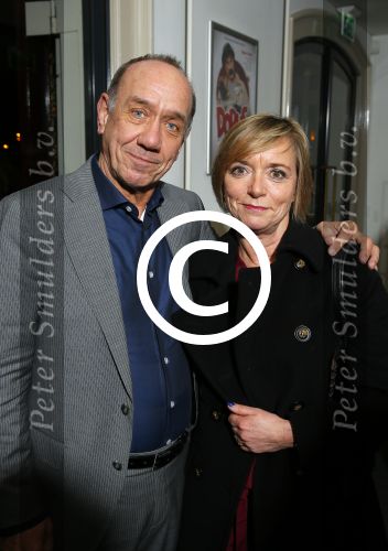 Leiden 27 januari 2015
Premiere De Verleiding van een Moordvrouw in schouwburg van Leiden.
Peter Romer met zijn vrouw