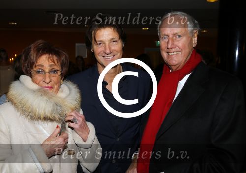 Leiden 27 januari 2015
Premiere De Verleiding van een Moordvrouw in schouwburg van Leiden.
Rick Engelkes met zijn ouders