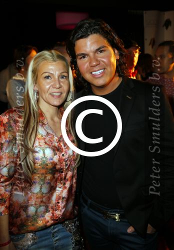Uitgeest 20 januari 2015
Roy Donders en zijn vriend Marvin zus Rian en ouders bij de nieuwjaarsreceptie van Henk Geels.