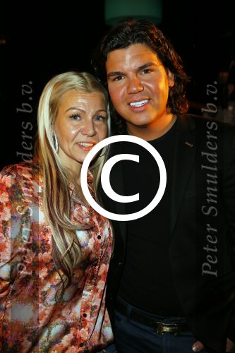 Uitgeest 20 januari 2015
Roy Donders en zijn vriend Marvin zus Rian en ouders bij de nieuwjaarsreceptie van Henk Geels.