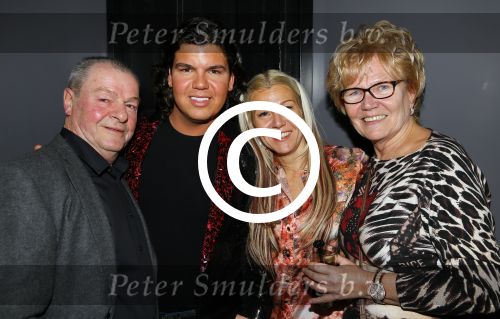 Uitgeest 20 januari 2015
Roy Donders en zijn vriend Marvin zus Rian en ouders bij de nieuwjaarsreceptie van Henk Geels.