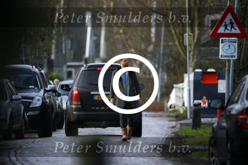 Zuiderwoude 9 februari 2015
Thijs Romer haalt dochter Sammie van school