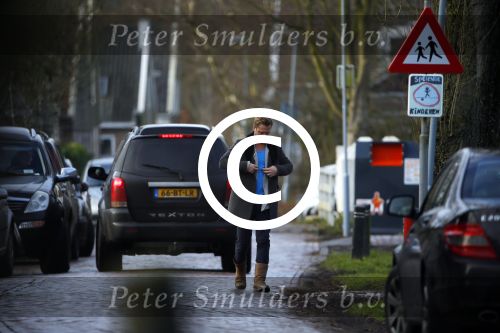 Zuiderwoude 9 februari 2015
Thijs Romer haalt dochter Sammie van school