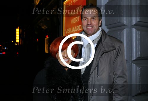 Amsterdam 2 februari 2015
Trea Dobbs met haar nieuwe vriend Peter  bij jubileum concert Willeke Alberti in Carre