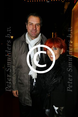 Amsterdam 2 februari 2015
Trea Dobbs met haar nieuwe vriend Peter  bij jubileum concert Willeke Alberti in Carre