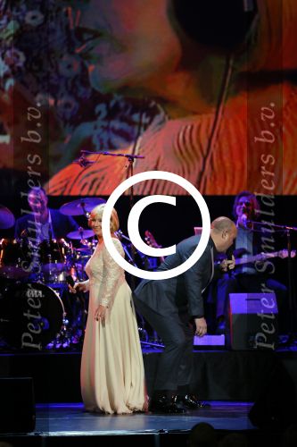 Amsterdam 2 februari 2015
Willeke Alberti viert haar 60 jarig artiesten jubileum in Carre en haar 70e verjaardag.
Willeke met Paul de Leeuw
