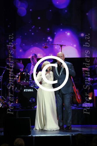 Amsterdam 2 februari 2015
Willeke Alberti viert haar 60 jarig artiesten jubileum in Carre en haar 70e verjaardag.
Willeke met Paul de Leeuw