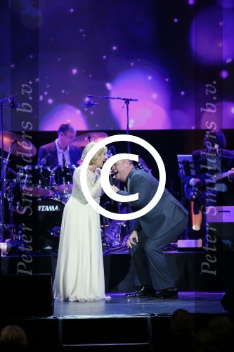 Amsterdam 2 februari 2015
Willeke Alberti viert haar 60 jarig artiesten jubileum in Carre en haar 70e verjaardag.
Willeke met Paul de Leeuw