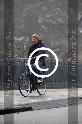 Amsterdam 19 januari 2015
Wim Kieft op de fiets in de mist in amsterdam