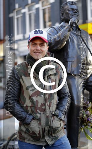 Amsterdam 28 januari 2016 
Presentatie heel Holland zingt Hazes met aanwezig, Roxeanne Hazes Andre Hazes (met vriendin Monique) Jeroen v d Boom Lange Frans Danny de Munk en Sjors v d Panne.