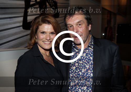 Amsterdam 3 februari 2016
Premiere Simone Kleinsma in het nieuwe de la mar theater.
Anouk v Nes met partner