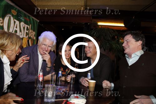 Rotterdam 21 januari 2016
Presentatie de oase bar met oa Gerard Cox Joke Bruijs Brigitte Kaandorp Ron Brandsteder Jacques Herb Johnny Kraaykamp jr Tony Neef Ernst Daniel Smid Veldhuis en Kemper en Martin v Waardenberg. Bastiaan Ragas