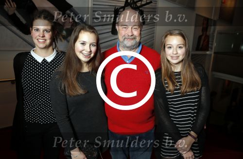 Amsterdam 1 februari 2016
Premiere Guido Spek in nieuwe de la mar theater.
Bert Simhoffer met vrouw en kinderen