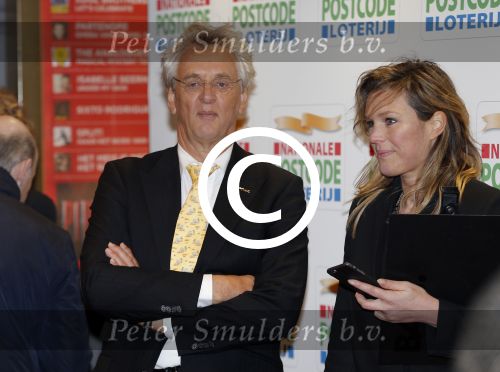 Amsterdam 26 januari 2016
Goed geld gala van de nationale postcode loterij in carre met als hoofdgast George Clooney. Boudewijn Poelmann met vrouw