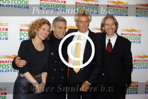 Amsterdam 26 januari 2016
Goed geld gala van de nationale postcode loterij in carre met als hoofdgast George Clooney. Boudewijn Poelmann met vrouw