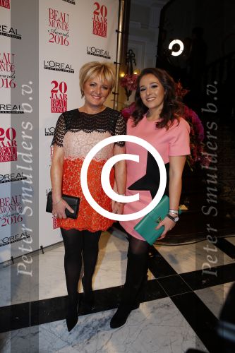 Amsterdam 18 januari 2016
Uitreiking Beau monde awards in het Amstel Hotel.
Caroline Tensen met dochter Lot