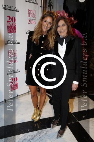 Amsterdam 18 januari 2016
Uitreiking Beau monde awards in het Amstel Hotel.
Danie Bles met moeder