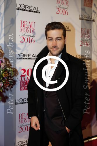 Amsterdam 18 januari 2016
Uitreiking Beau monde awards in het Amstel Hotel.
Dave Mantel met zijn vriendin
