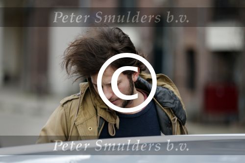 Amsterdam 6 februari 2016
Katja Schuurman en haar vriend Freek v Noortwijk hallen samen Sammie op bij haar vader Thijs Romer. Thijs woont net in een ander appartement.