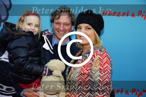 Amsterdam 17 januari 2016
Premiere Woezel en Pip in Tuschinski. Gallyon v Vessem met man en dochter