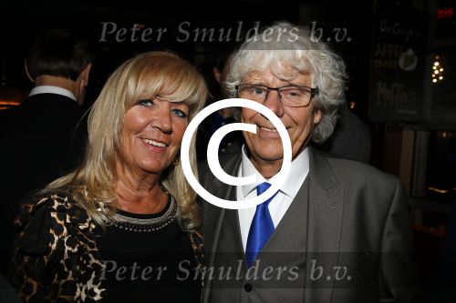 Amsterdam 11 februari 2016
Ria Valk viert haar 75e verjaardag bij Lovers.
Hans Wennekes en een vriendin