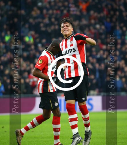 Eindhoven, 24 Januari 2016
PSV-FC Twente, eindstand 4-2  Kompetitie Seizoen 2015/2016
Hector Moreno scoort 1-0 en 2-0