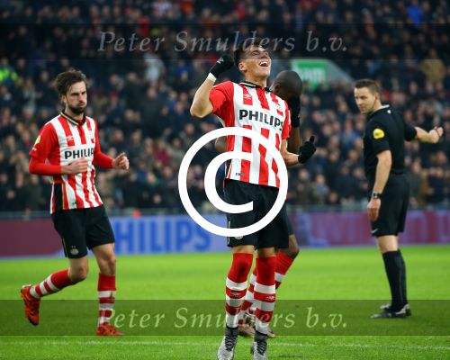 Eindhoven, 24 Januari 2016
PSV-FC Twente, eindstand 4-2  Kompetitie Seizoen 2015/2016
Hector Moreno scoort 1-0 en 2-0