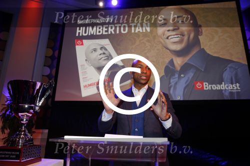 Hilversum 25 januari 2016
Humberto Tan wordt gekozen tot omroepman van het jaar in studio 21.