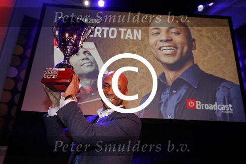 Hilversum 25 januari 2016
Humberto Tan wordt gekozen tot omroepman van het jaar in studio 21.
