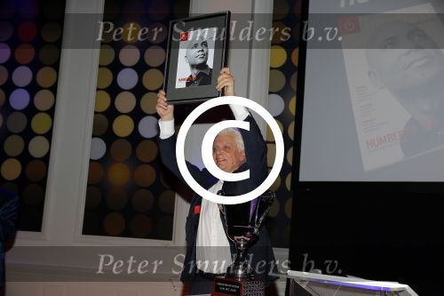 Hilversum 25 januari 2016
Humberto Tan wordt gekozen tot omroepman van het jaar in studio 21.
Jan Slagter