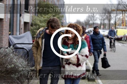 Amsterdam 6 februari 2016
Katja Schuurman en haar vriend Freek v Noortwijk hallen samen Sammie op bij haar vader Thijs Romer. Thijs woont net in een ander appartement.