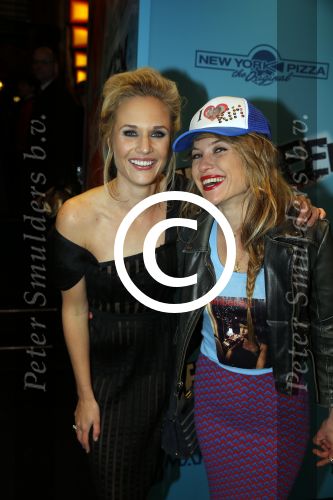 Amsterdam 18 januari 2016 
Premiere Sneekweek in Tuschinski.
Lauren Verster met Kimberley Klaver