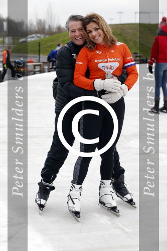 Biddinghuizen 31 januari 2016
Training voor de hollandse 100 op de schaatsbaan van Biddinghuizen. Aanwezig oa Prins Bernhard jr met kinderen Prinses Marilene Prins Maurits en Prinses Anna Prins Pieter Christiaan Prinses Emma Prinses Margriet Leontien Zijlaard v Moorsel met man Michael Zijlaard en dochter Indy Rosanna Kluivert met Patrick Nino Demy Shane en Justin Kluivert.