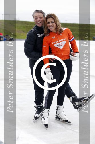 Biddinghuizen 31 januari 2016
Training voor de hollandse 100 op de schaatsbaan van Biddinghuizen. Aanwezig oa Prins Bernhard jr met kinderen Prinses Marilene Prins Maurits en Prinses Anna Prins Pieter Christiaan Prinses Emma Prinses Margriet Leontien Zijlaard v Moorsel met man Michael Zijlaard en dochter Indy Rosanna Kluivert met Patrick Nino Demy Shane en Justin Kluivert.