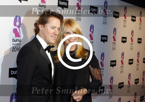 Hilversum 15 februari 2016
Buma awards in studio 21 op het mediapark.
Jeroen Rietbergen en Linda de Mol