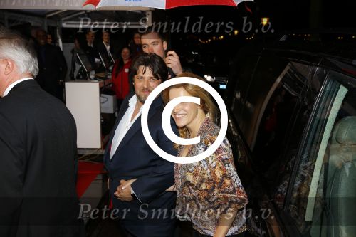 Amsterdam 26 januari 2016
Goed geld gala van de nationale postcode loterij in carre met als hoofdgast George Clooney. Lucille Werner met man