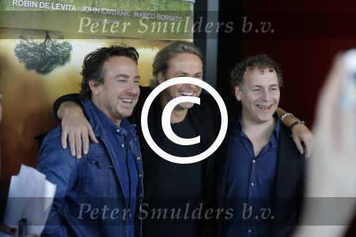 Amsterdam 25 januari 2016
Presentatie cast SKY . Musical van John Ewbank Marco Borsato en Robin de Levita .
oa Matteo v d Grijn Joel de Tombe en Lisse Knapen.