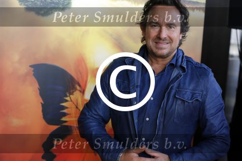 Amsterdam 25 januari 2016
Presentatie cast SKY . Musical van John Ewbank Marco Borsato en Robin de Levita .
oa Matteo v d Grijn Joel de Tombe en Lisse Knapen.