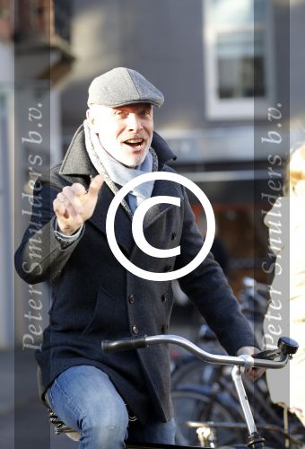 Amsterdam 25 januari 2016
Mart Visser op de fiets.