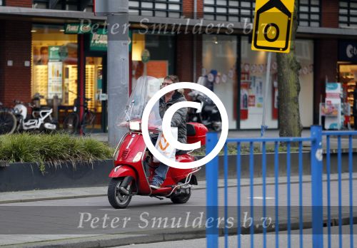 Amsterdam 3 februari 2016 
Martijn Krabbe op zijn vespa scooter