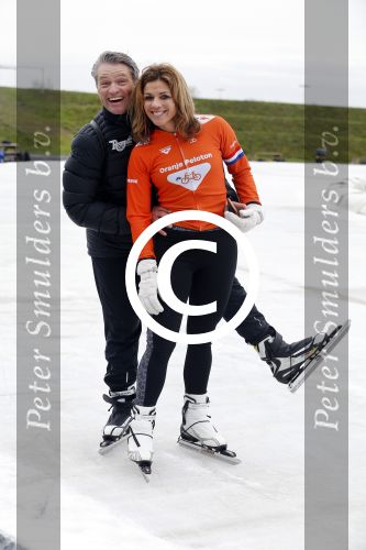 Biddinghuizen 31 januari 2016
Training voor de hollandse 100 op de schaatsbaan van Biddinghuizen. Aanwezig oa Prins Bernhard jr met kinderen Prinses Marilene Prins Maurits en Prinses Anna Prins Pieter Christiaan Prinses Emma Prinses Margriet Leontien Zijlaard v Moorsel met man Michael Zijlaard en dochter Indy Rosanna Kluivert met Patrick Nino Demy Shane en Justin Kluivert.